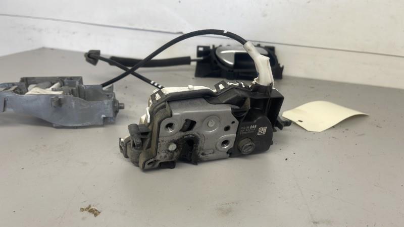Serrure avant droit CITROEN C3 2 PHASE 1 Essence - 1