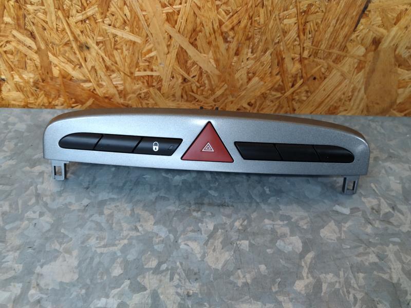 Interruttore luci emergenza PEUGEOT 308 1 PHASE 1 Diésel - 1