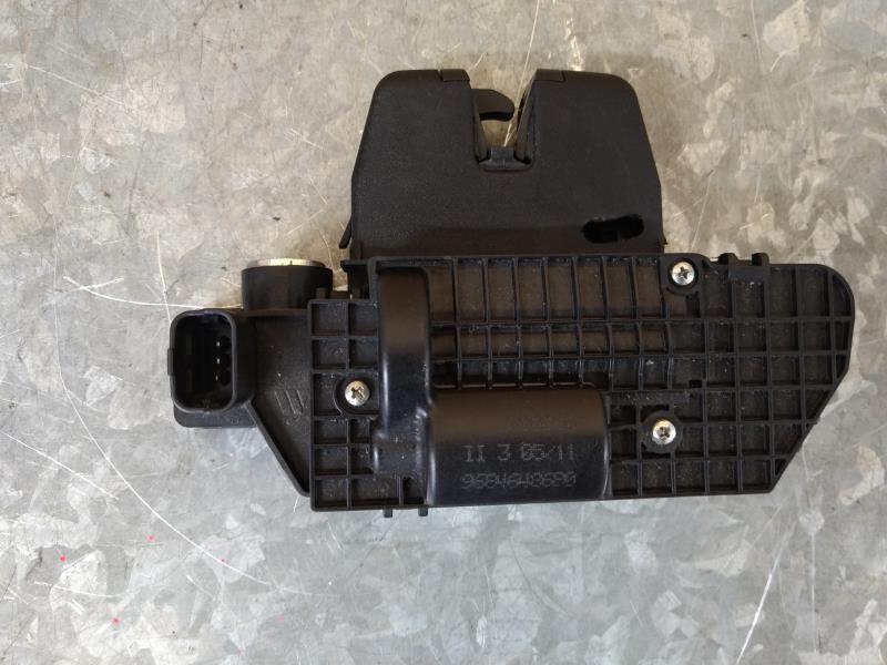 Serrure de coffre CITROEN C3 2 PHASE 1 Diesel - 1