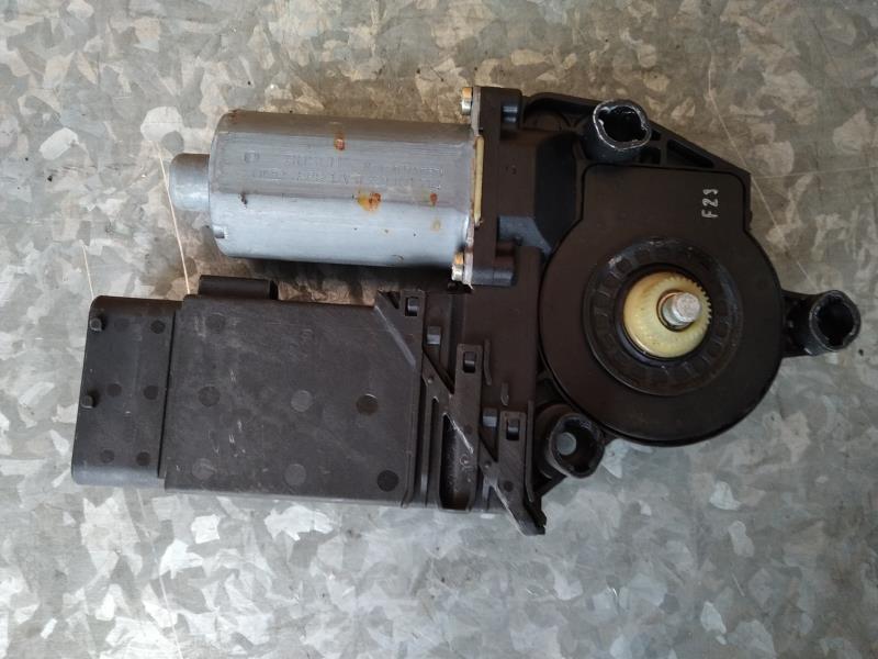 Motore alzacristalli anteriore sinistro VOLKSWAGEN GOLF 4 Gasolina - 1