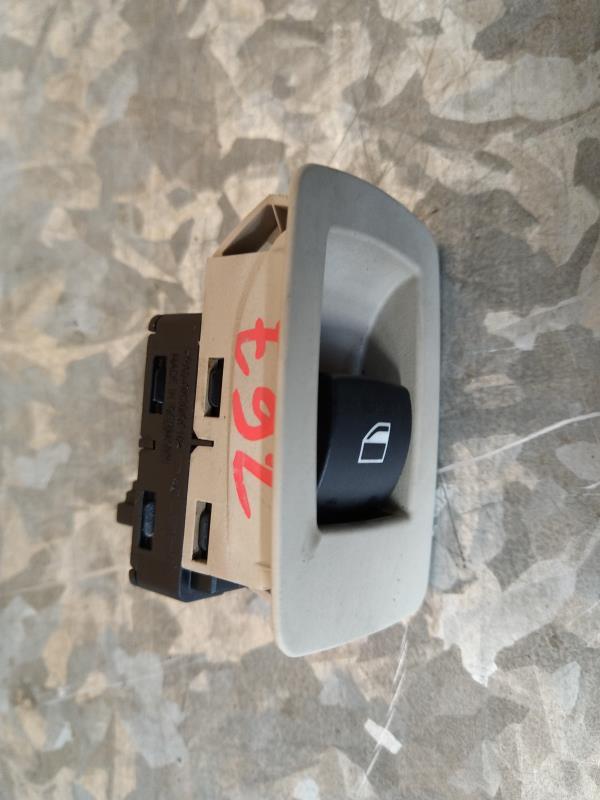 Interruttore lavacristalli anteriore destro BMW SERIE 3 E92 COUPE PHASE 1 Gasolina - 1
