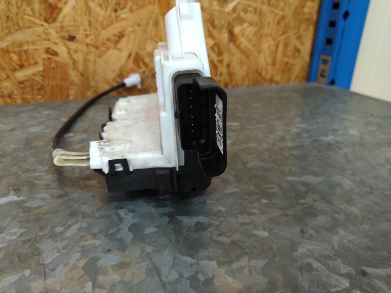 Serrure avant droit CITROEN C5 2 Diesel - 1