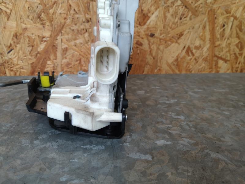 Serrure avant droit AUDI A4 2 PHASE 2 Diesel - 1