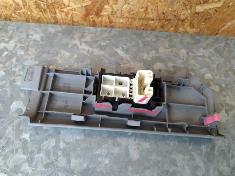 Interruttore lavacristalli anteriore destro TOYOTA YARIS 2 PHASE 1 Diésel - 1