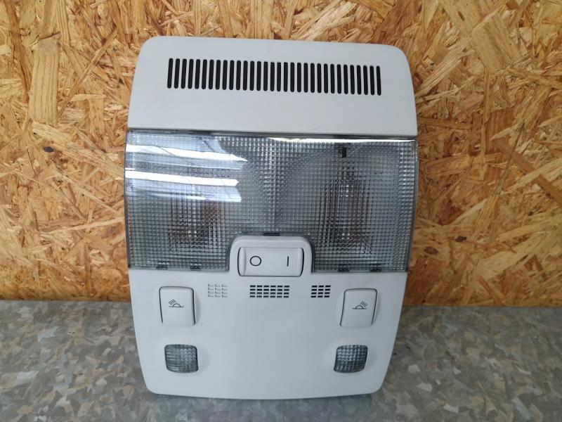 Eclairage de plafonnier AUDI A4 2 PHASE 2 Diesel - 1