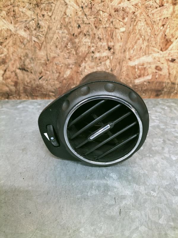 Bocchetta aerazione cruscotto anteriore destra ALFA ROMEO GT COUPE Diésel - 1