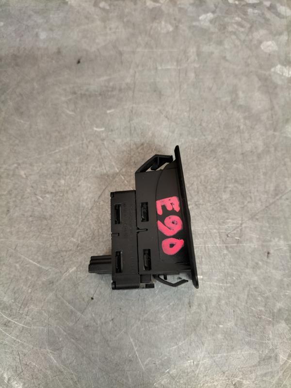 Interruttore lavacristalli posteriore sinistro BMW SERIE 3 E90 PHASE 2 Diésel - 1