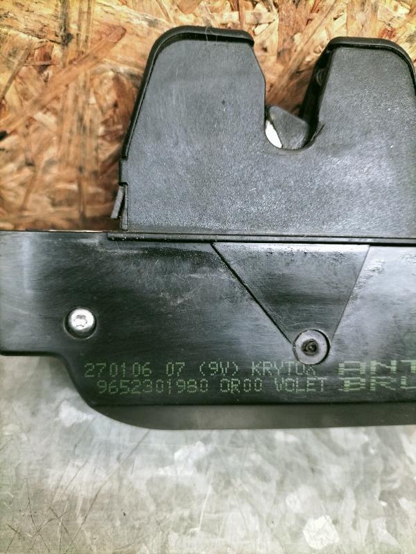 Serrure de coffre PEUGEOT 407 PHASE 1 BREAK Diesel - 1