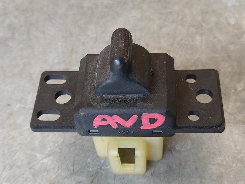Interruttore lavacristalli anteriore destro CHRYSLER GRAND VOYAGER 4 PHASE 2 Diésel - 1