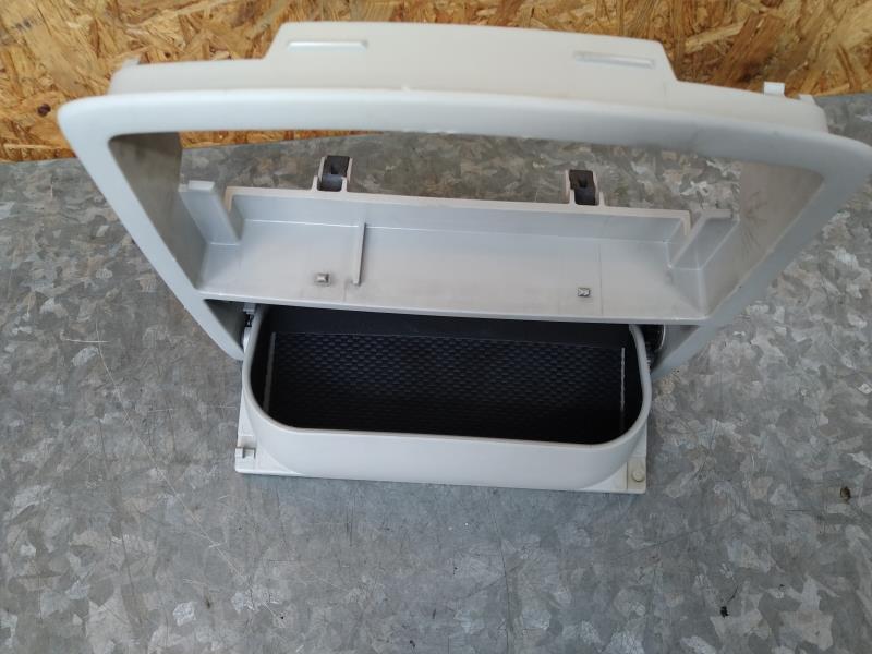 Vide poche avant gauche MAZDA 3 2 PHASE 1 Diesel - 1