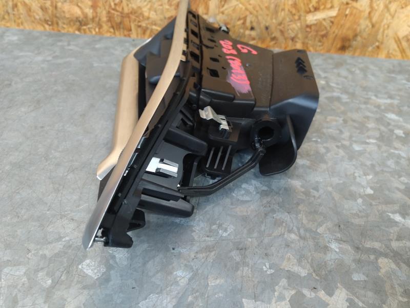 Bocchetta aerazione cruscotto anteriore sinistra PEUGEOT 208 1 PHASE 1 Diésel - 1