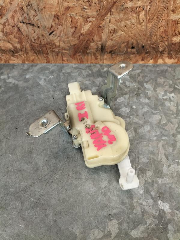 Boitier de centralisation TOYOTA YARIS 2 PHASE 1 Diesel - 1