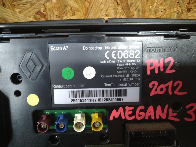 Ecran GPS RENAULT MEGANE 3 PHASE 2 BREAK Diesel - 1