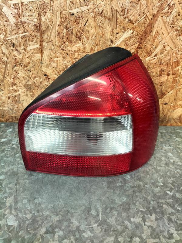 Fanale posteriore principale destro (luci) AUDI A3 1 PHASE 2 Diésel - 1
