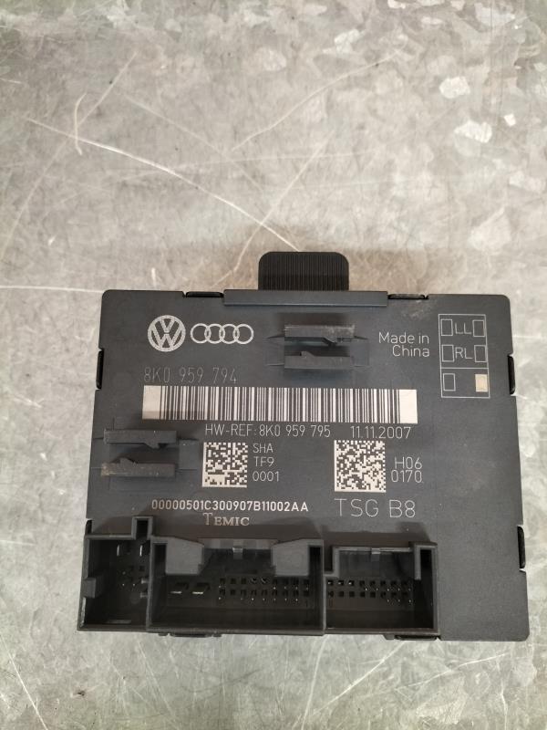 Calculateur AUDI A4 3 PHASE 1 Diesel - 1