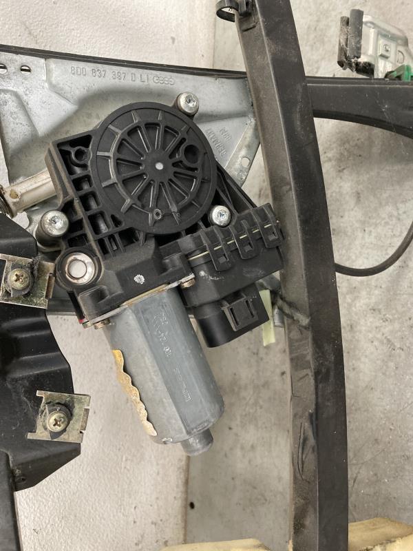 Alzacristalli elettrico anteriore sinistro AUDI A4 1 PHASE 2 Diésel - 1