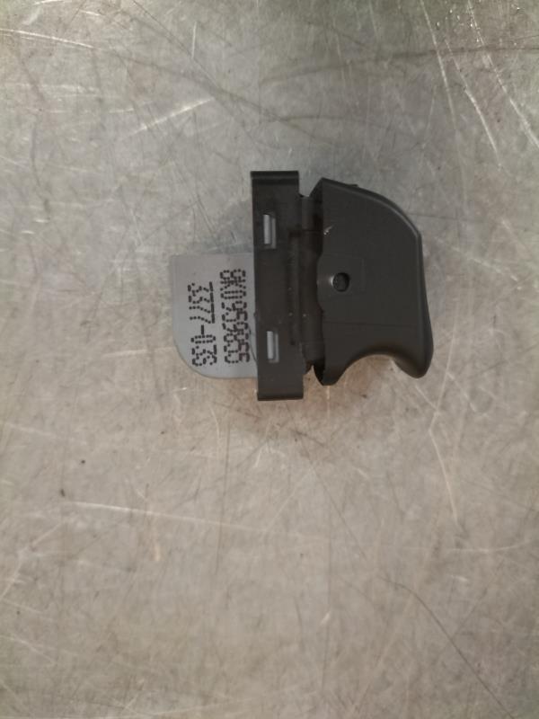 Interruttore lavacristalli posteriore sinistro AUDI A4 3 PHASE 1 Diésel - 1