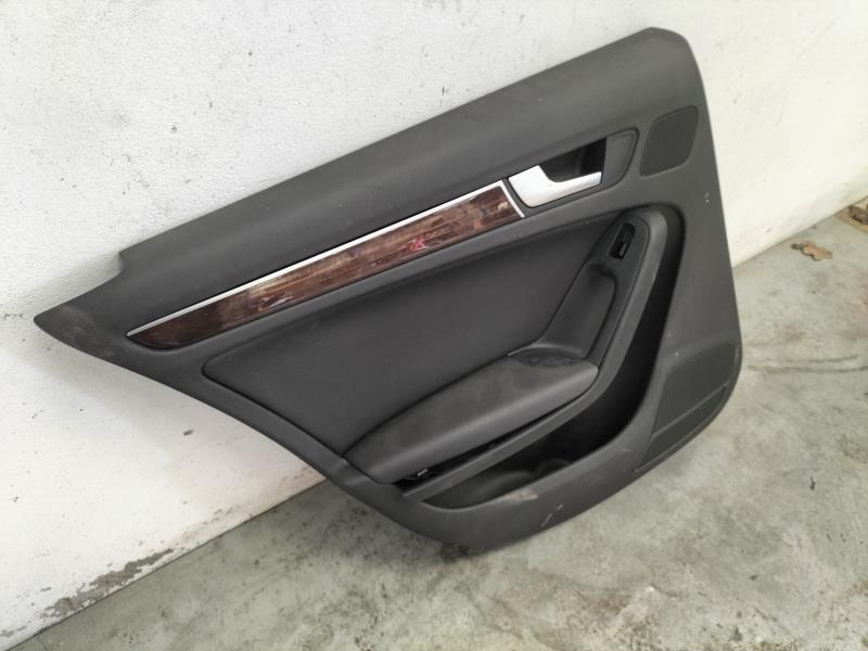 Panel de puerta trasera izquierda AUDI A4 3 PHASE 1 Diésel - 1