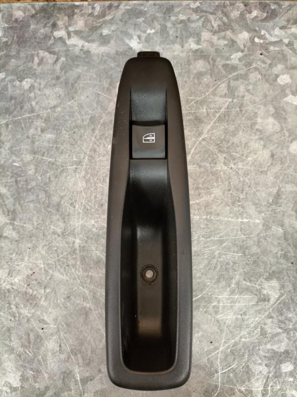 Interruttore lavacristalli posteriore sinistro RENAULT CLIO 4 PHASE 1 Diésel - 1