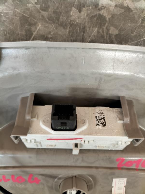 Eclairage de plafonnier RENAULT CLIO 4 PHASE 1 Diesel - 1