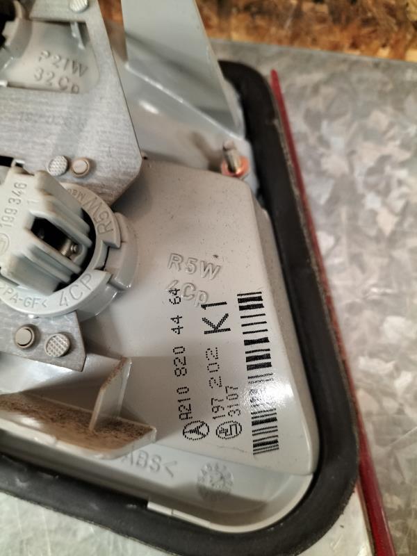 Fanale posteriore principale destro (luci) MERCEDES CLASSE E 210 PHASE 1 Gasolina - 1