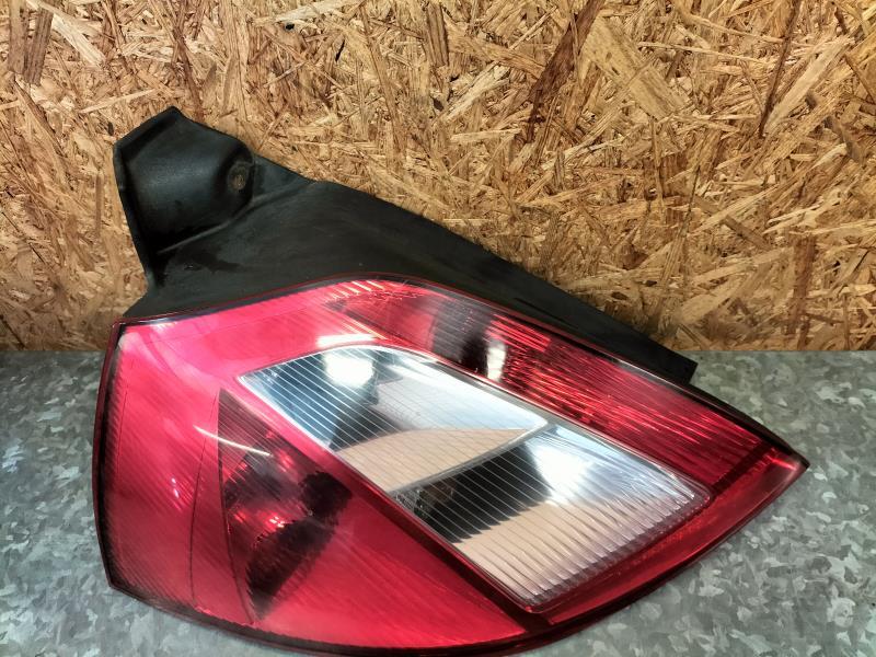 Fanale posteriore principale sinistro (luci) RENAULT MEGANE 2 PHASE 1 Diésel - 1