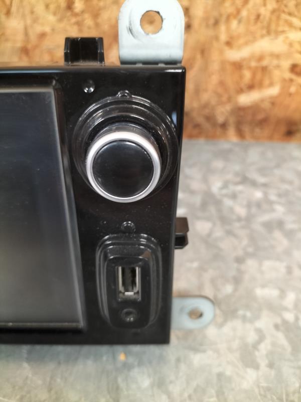 Ecran GPS RENAULT CLIO 4 PHASE 2 Diesel - 1