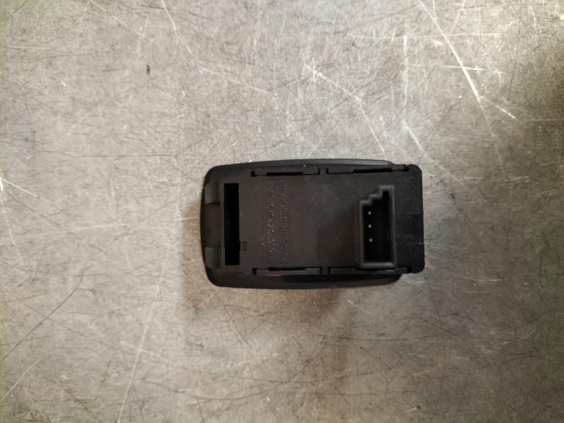 Interruttore lavacristalli posteriore destro BMW X5 E70 PHASE 1 Diésel - 1