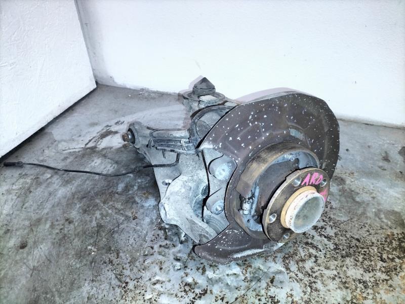 Moyeu arriere droit BMW X5 E70 PHASE 1 Diesel - 1