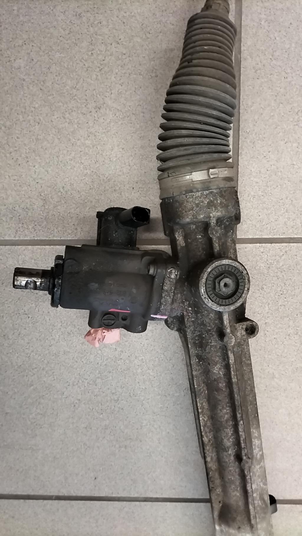 Cremaillere assistee AUDI A4 3 AVANT PHASE 1 BREAK Diesel - 1