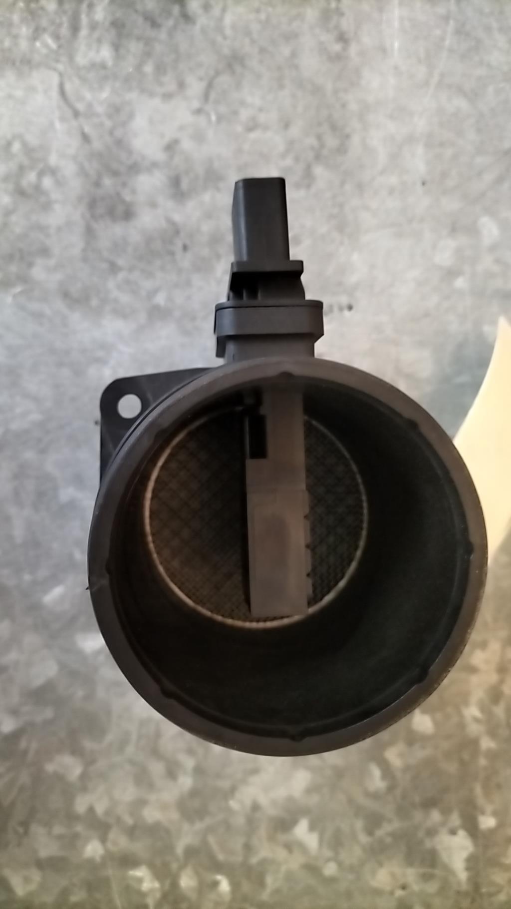 Debitmetre AUDI A4 3 AVANT PHASE 1 BREAK Diesel - 1