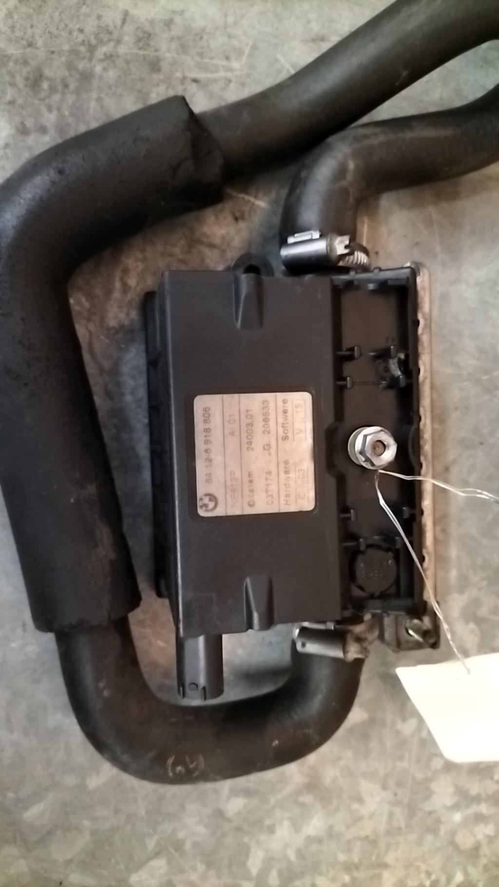 Robinet de chauffage BMW SERIE 3 E46 COUPE PHASE 2 Diesel - 1