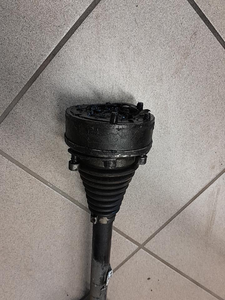 Giunto cardanico albero di trasmissione sinistro VOLKSWAGEN TOURAN 2 Diésel - 1