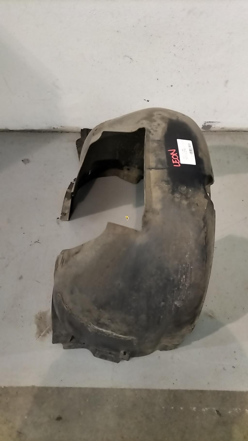 Pare boue avant droit SEAT LEON 2 PHASE 1 Diesel - 1