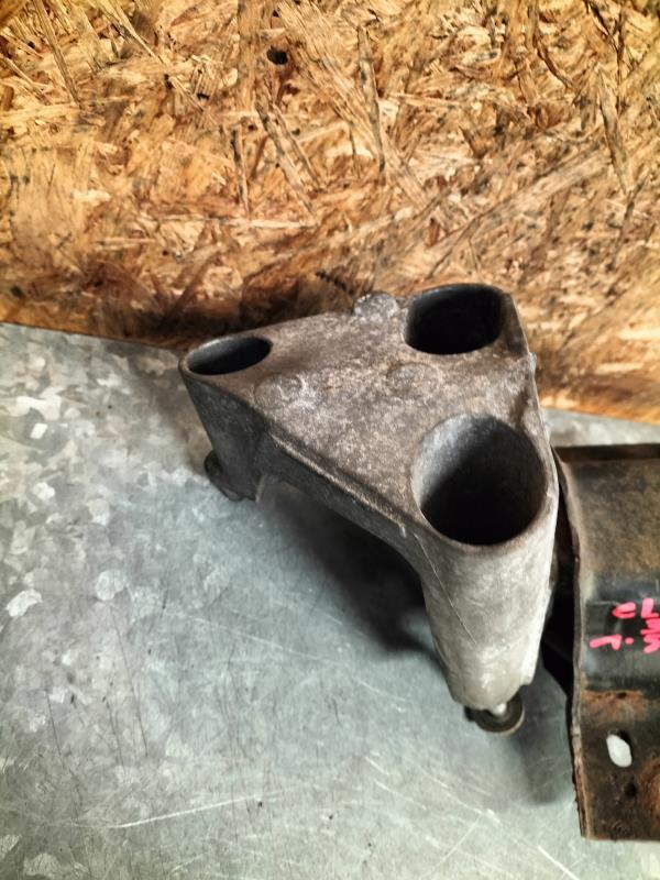 Support moteur RENAULT CLIO 3 PHASE 2  - 1