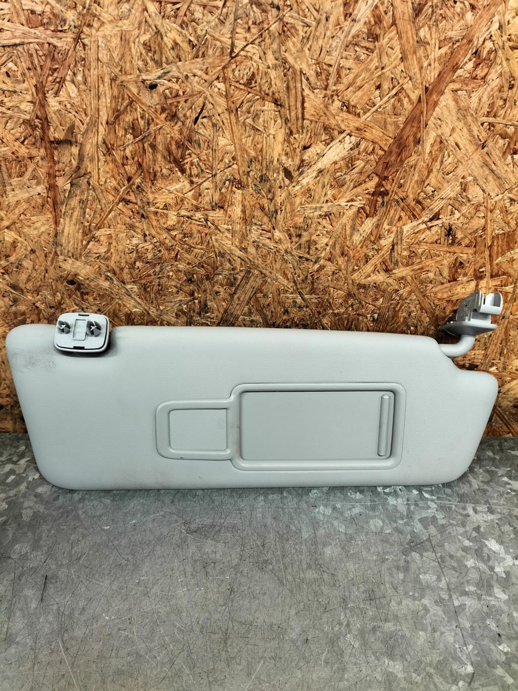 Visiera parasole destra AUDI A1 1 SPORTBACK PHASE 1 Gasolina - 1