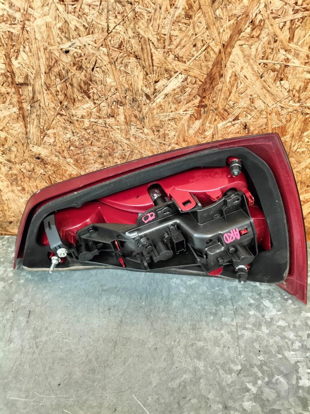 Fanale posteriore principale destro (luci) AUDI A1 1 SPORTBACK PHASE 1 Gasolina - 1