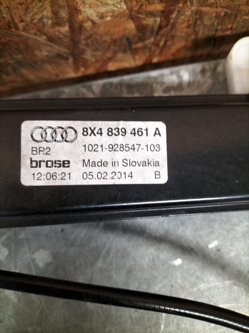 Alzacristalli elettrico posteriore sinistro AUDI A1 1 SPORTBACK PHASE 1 Gasolina - 1
