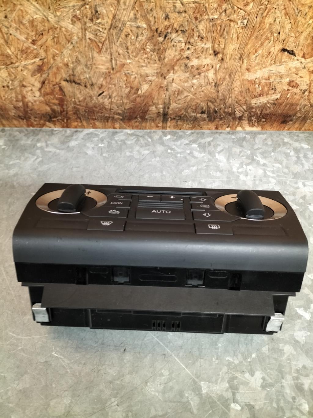 Commande chauffage AUDI A3 2 SPORTBACK PHASE 1 Diesel - 1