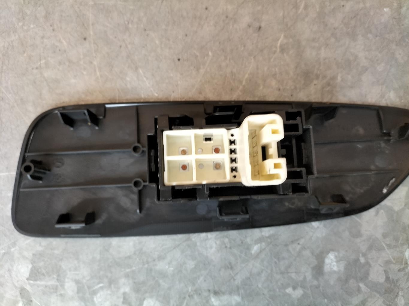 Interruttore lavacristalli anteriore destro TOYOTA AURIS 1 PHASE 1 Diésel - 1