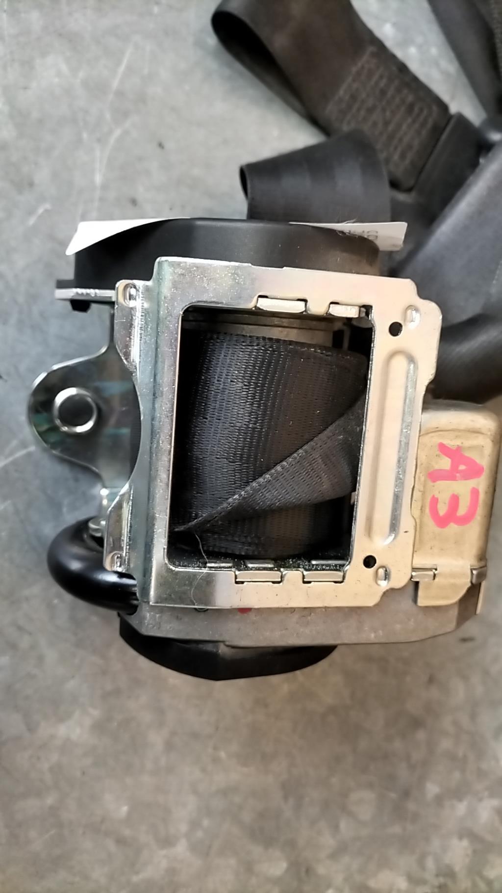 Cintura di sicurezza anteriore sinistra AUDI A3 2 PHASE 2 Diésel - 1