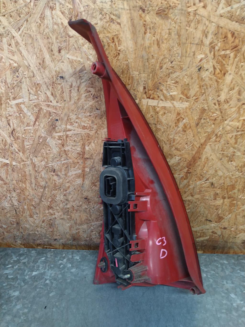 Fanale posteriore principale destro (luci) CITROEN C3 1 PHASE 1 Gasolina - 1