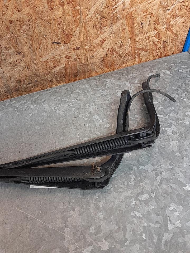 Braccio tergicristallo anteriore VOLKSWAGEN CRAFTER 1 PHASE 2 Diésel - 1