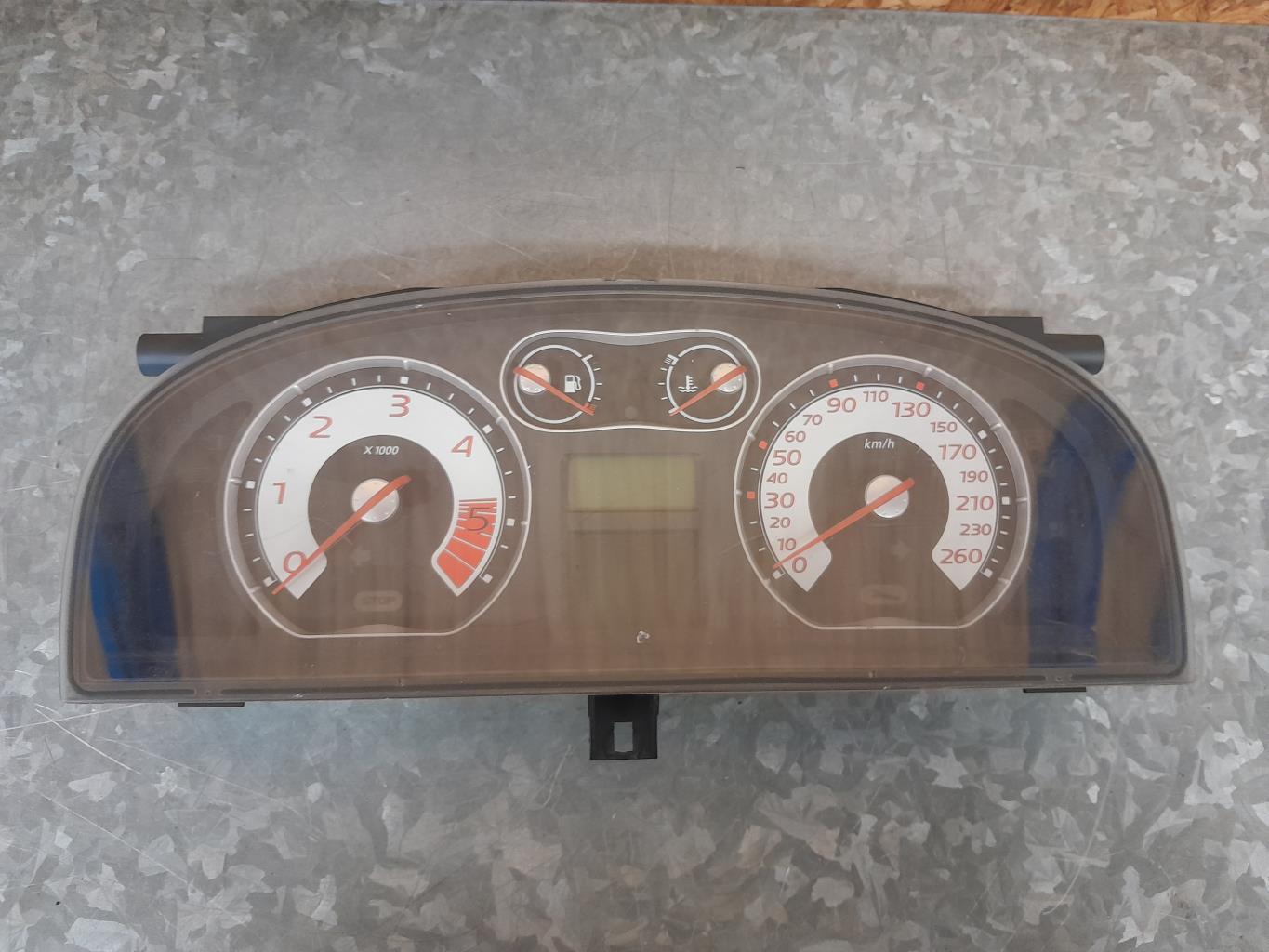 Compteur RENAULT LAGUNA 2 PHASE 2 Diesel - 1