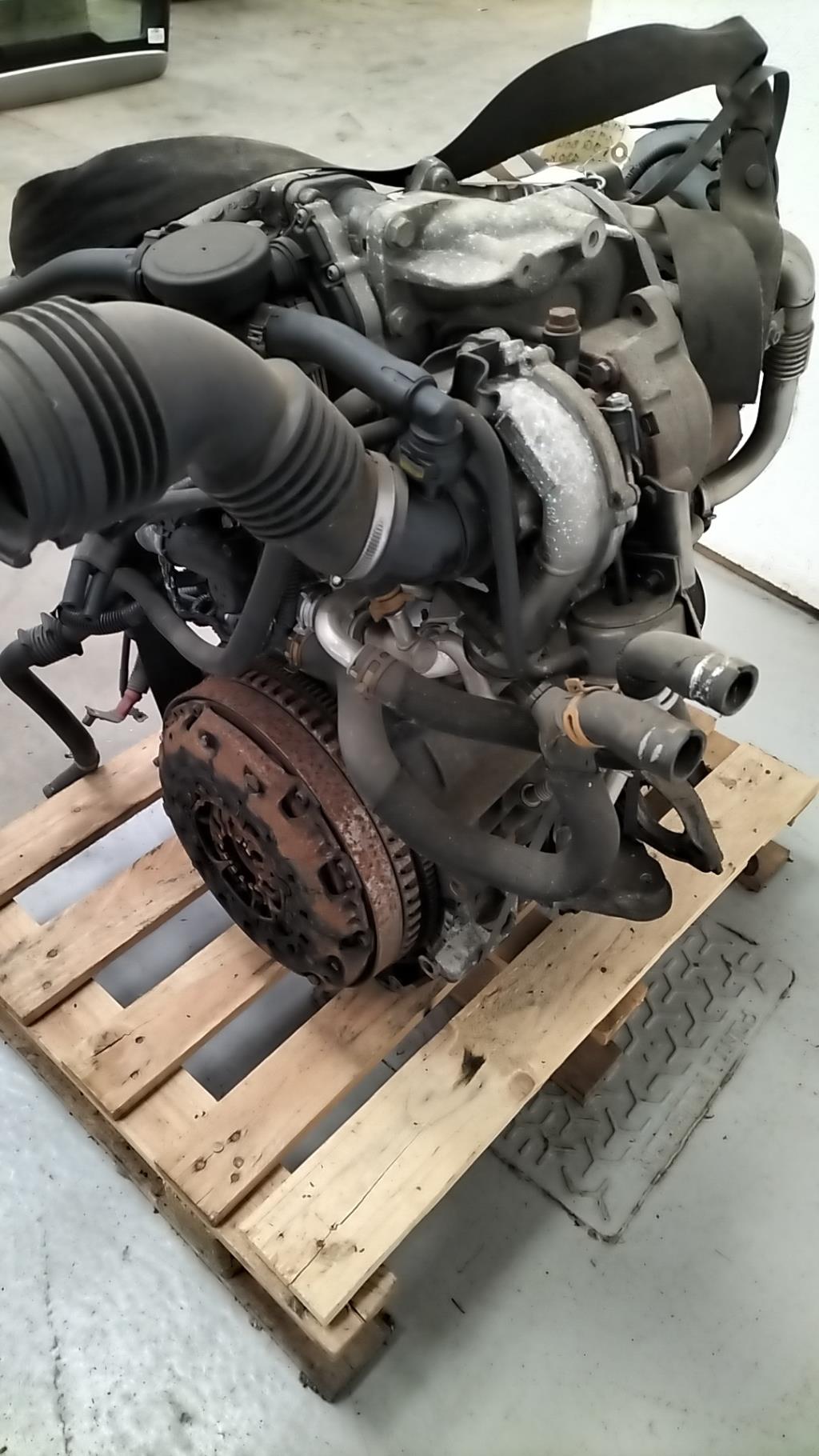 Moteur RENAULT MEGANE 2 PHASE 2 Diesel - 1