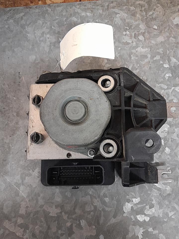 Blocco ABS (antibloccaggio freni) MERCEDES CLASSE B 246 PHASE 1 Diésel - 1