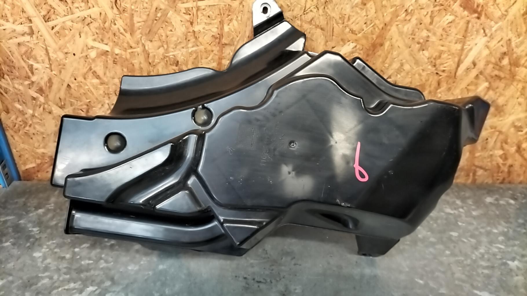 Caisson de basses AUDI A3 2 PHASE 1 Diesel - 1
