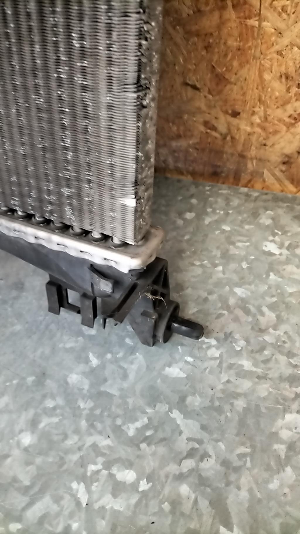 Radiateur eau OPEL CORSA D PHASE 1 Essence - 1