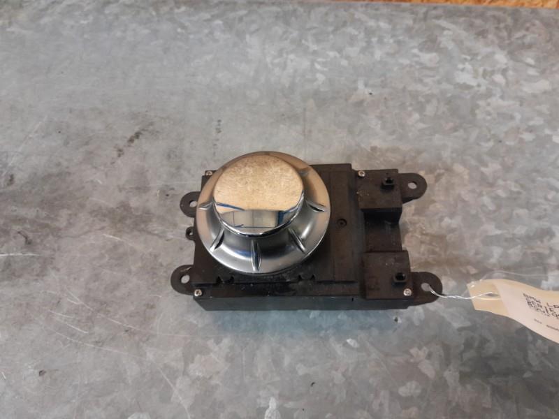 Bouton/Interrupteur BMW SERIE 5 E61 TOURING PHASE 1 BREAK Diesel - 1