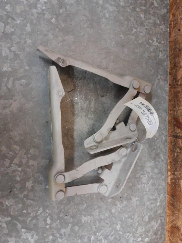 Charniere de capot BMW SERIE 5 E61 TOURING PHASE 1 BREAK Diesel - 1